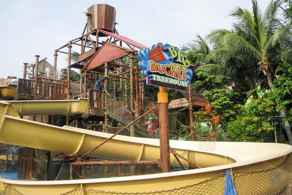 Adventure Cove Waterpark